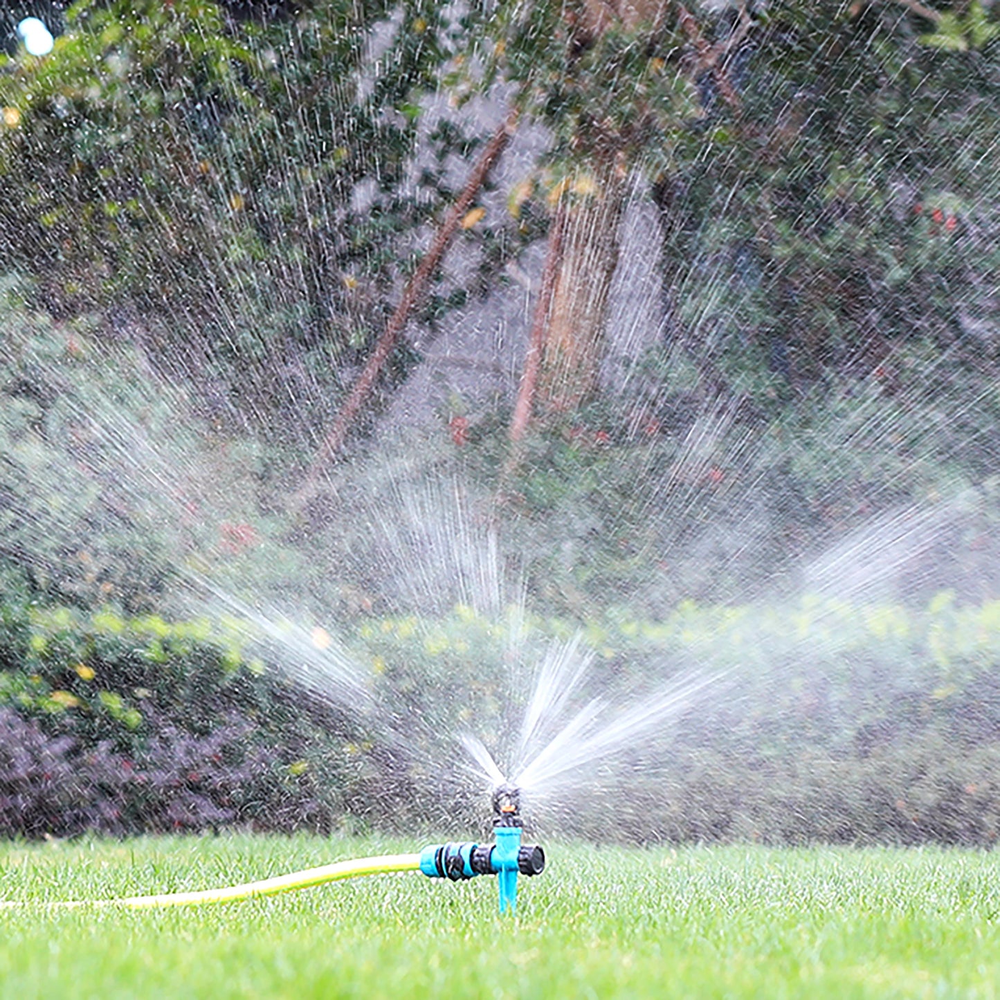 Fly Garden Lawn Rotating Sprinkler